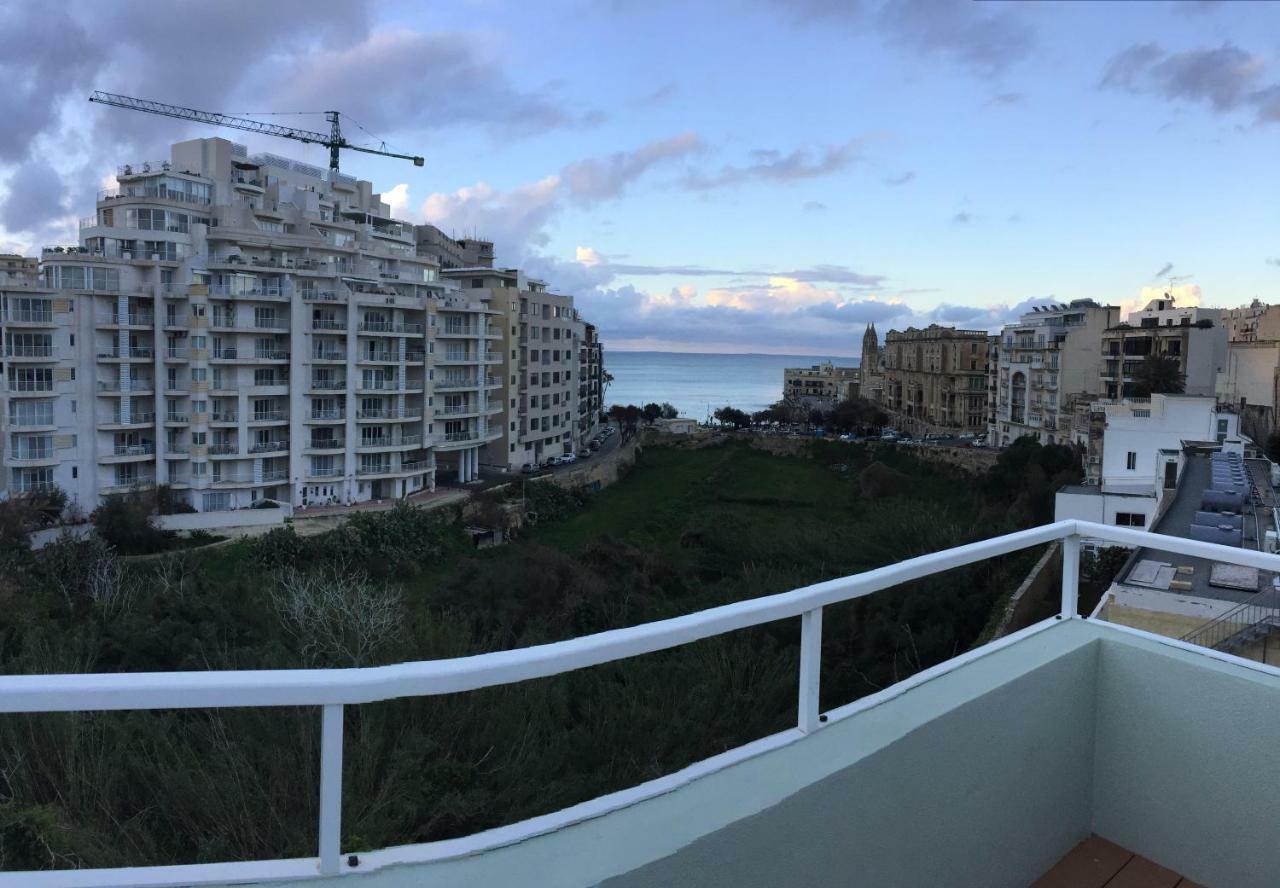 Villa Balluta Bay Beach House With Seaviews à Sliema Extérieur photo